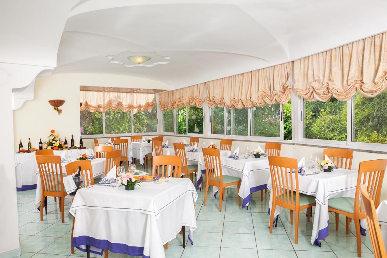 Hotel Villa Sirena - Thermae & Spa Ischia Exteriör bild