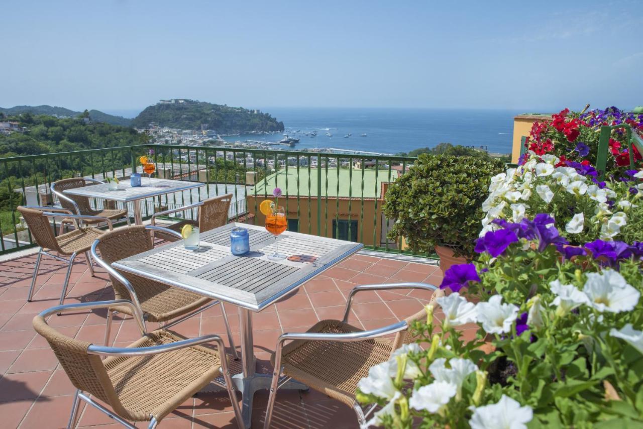 Hotel Villa Sirena - Thermae & Spa Ischia Exteriör bild