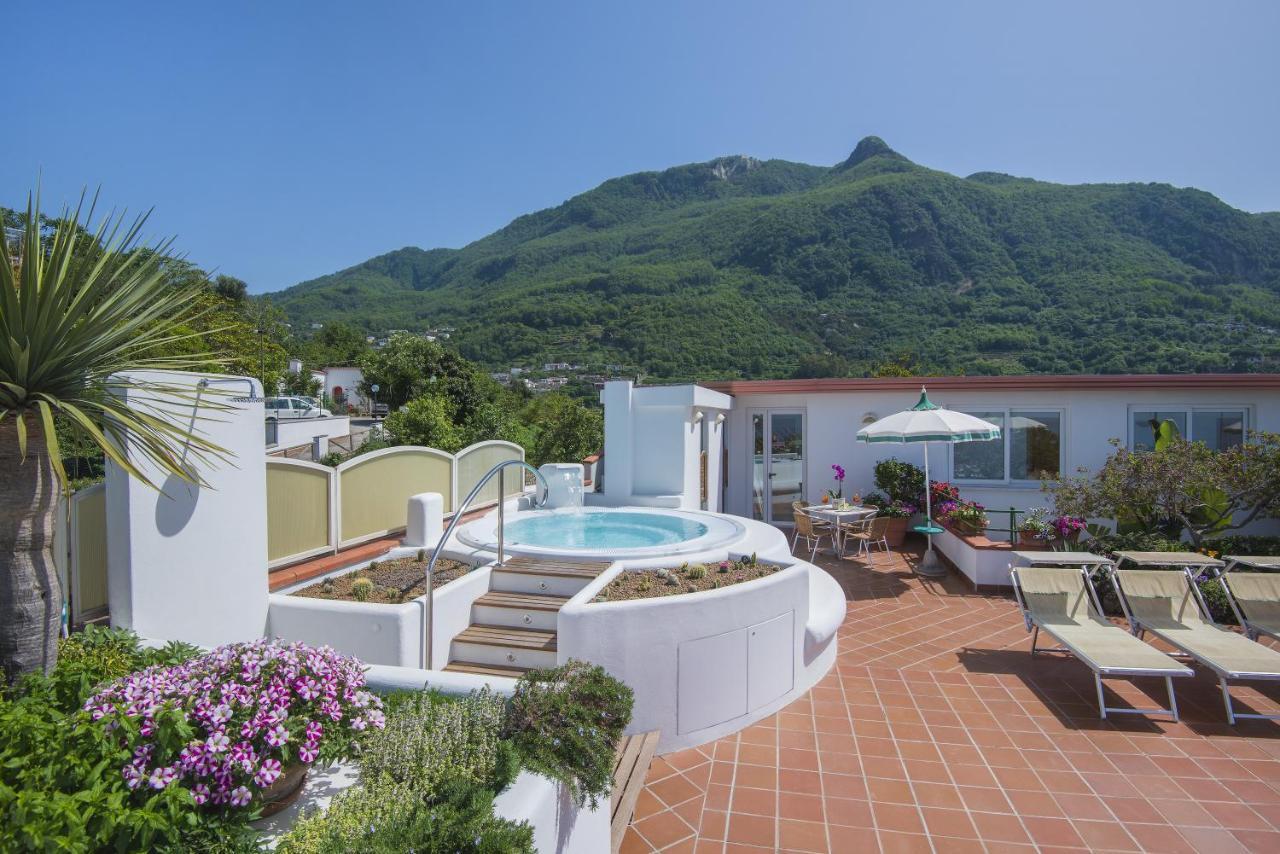 Hotel Villa Sirena - Thermae & Spa Ischia Exteriör bild